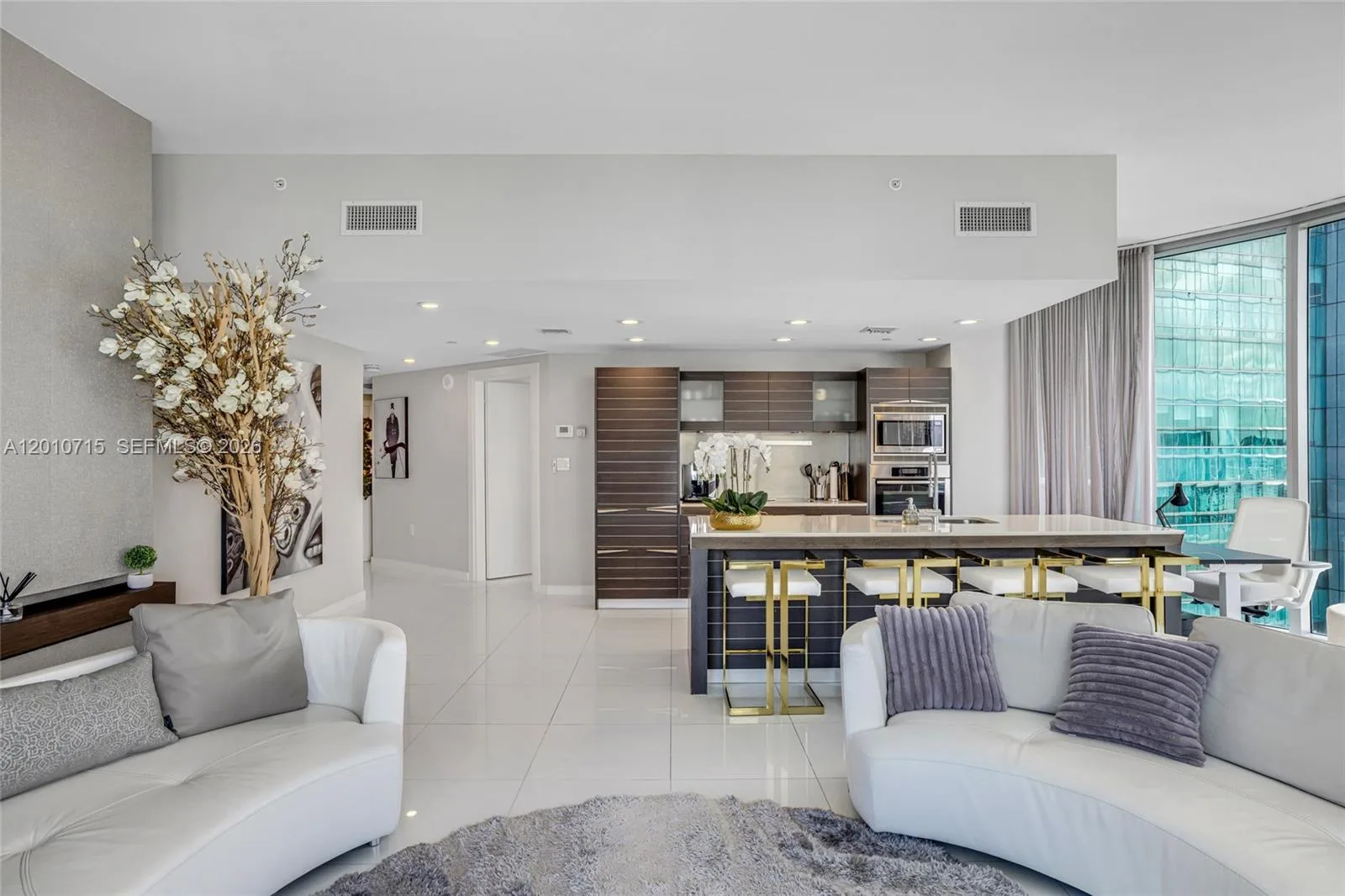 200 Biscayne Boulevard Way # 4401, Miami, FL 33131 photo 10
