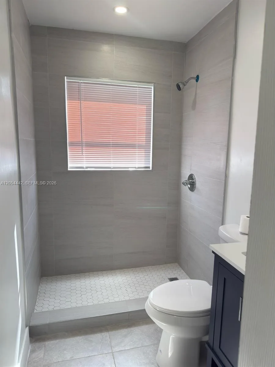 1838 Mckinley St # 3, Hollywood, FL 33020 photo 7