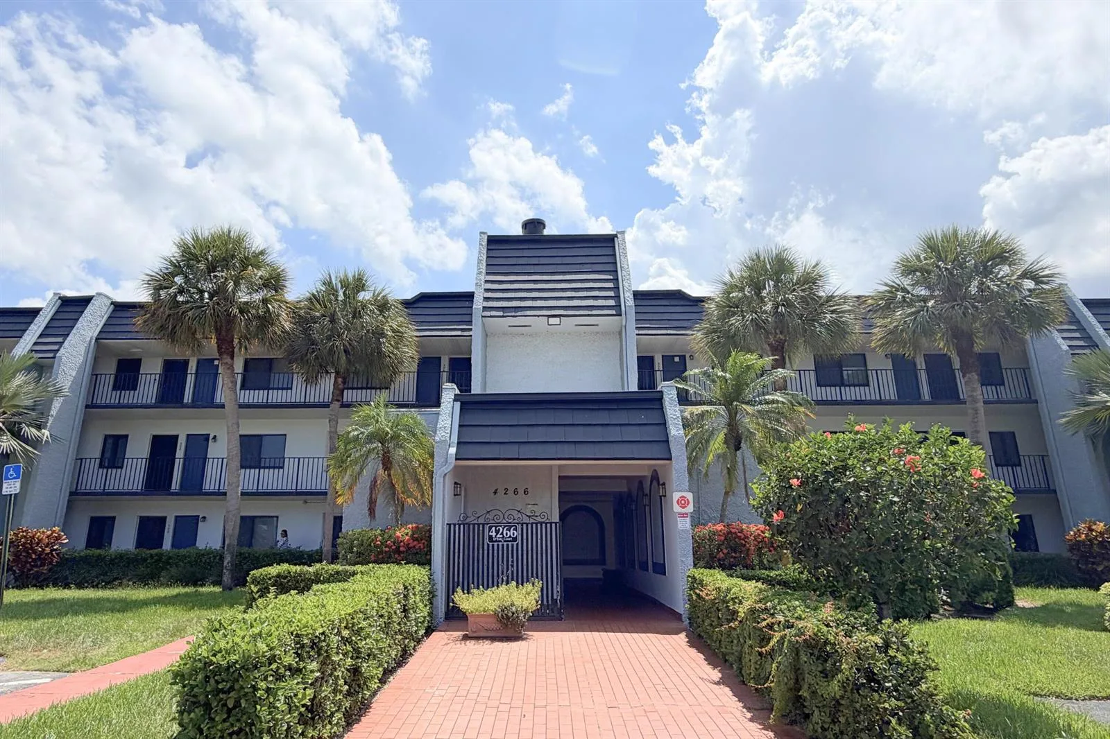 4266 Deste Court # 101, Lake Worth, FL 33467