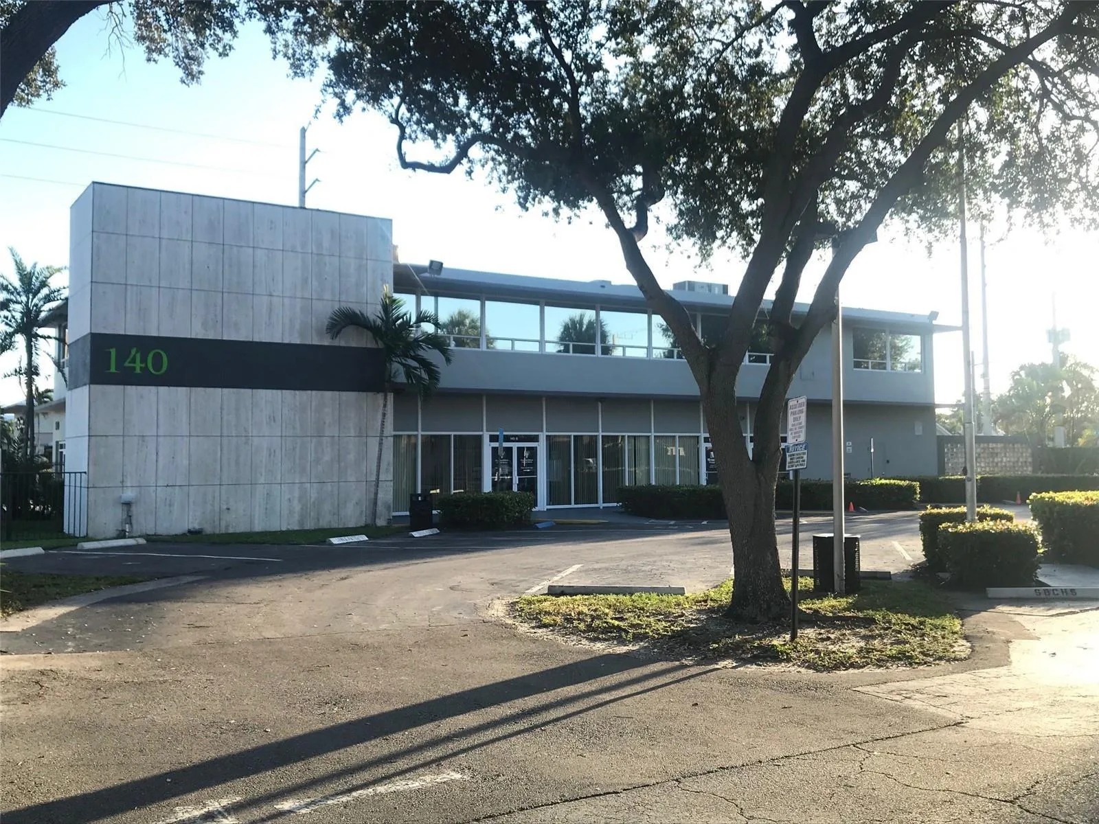 140 S Federal Highway, Dania Beach, FL 33004