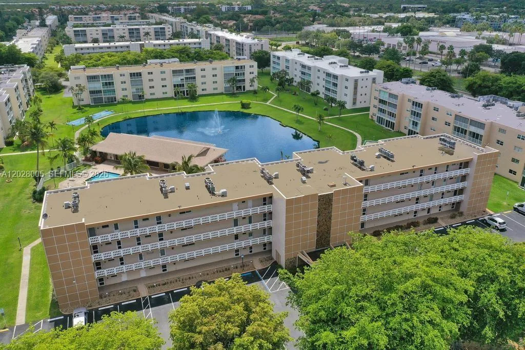 1025 SE 2nd Ave # 208, Dania Beach, FL 33004