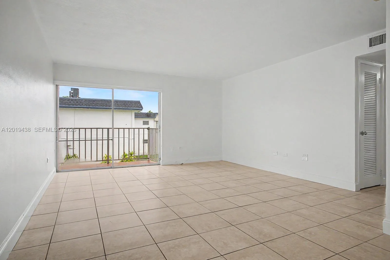 7256 SW 94th Pl # A8, Miami, FL 33173 photo 5