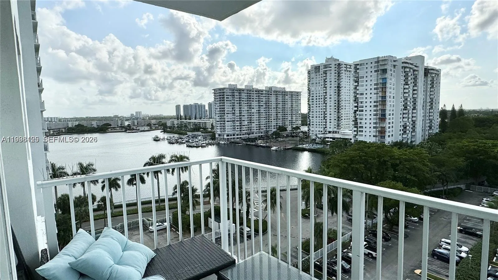 2801 NE 183rd St # 1005W, Aventura, FL 33160