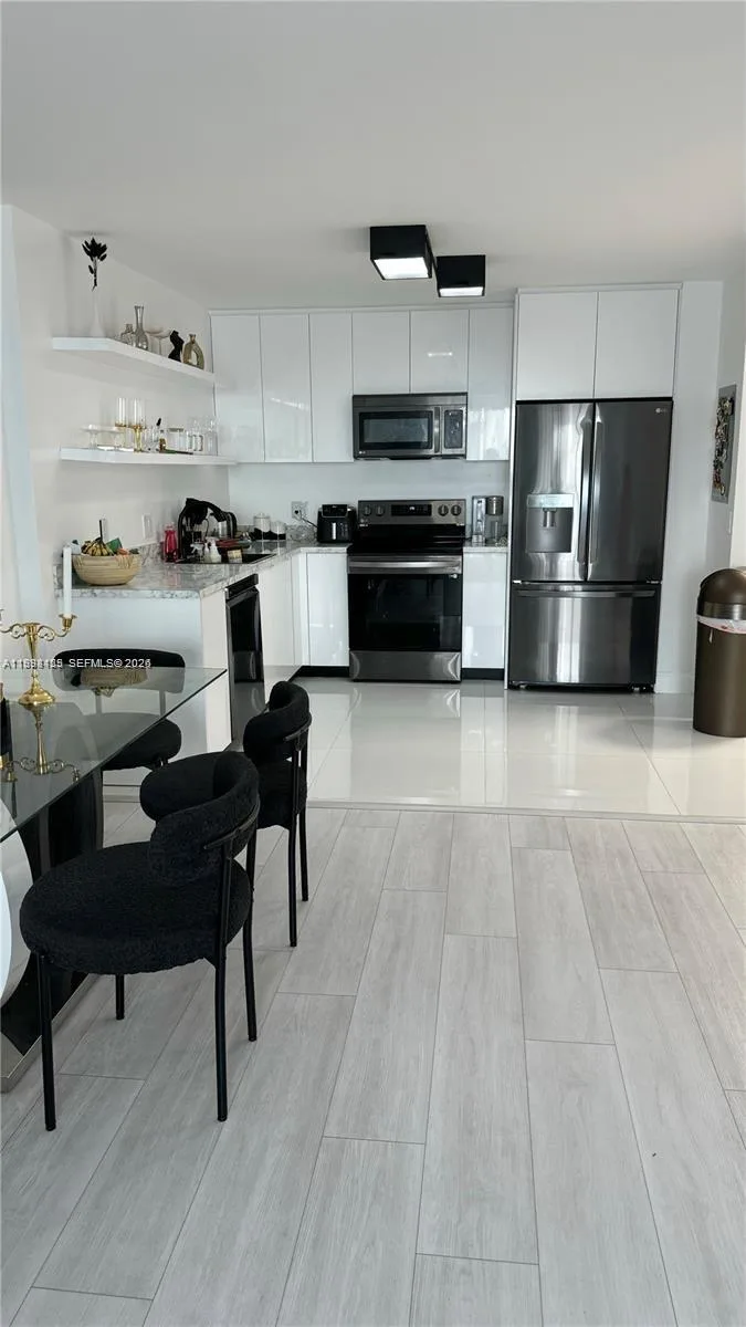 2801 NE 183rd St # 1005W, Aventura, FL 33160 photo 3