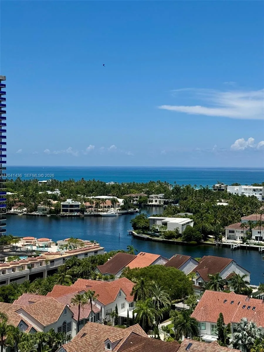 19500 Turnberry Way # 15F, Aventura, FL 33180