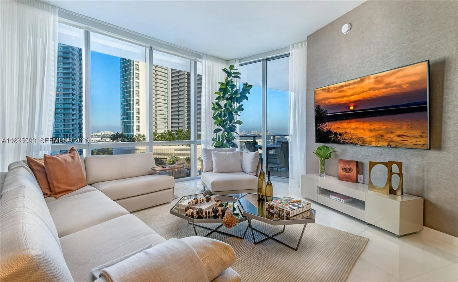 851 NE 1st Ave # 1203, Miami, FL 33132 photo 13