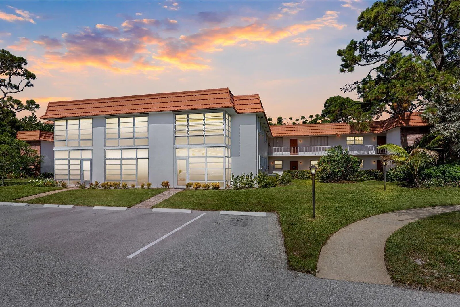2600 SE OCEAN Boulevard # DD-8, Stuart, FL 34996