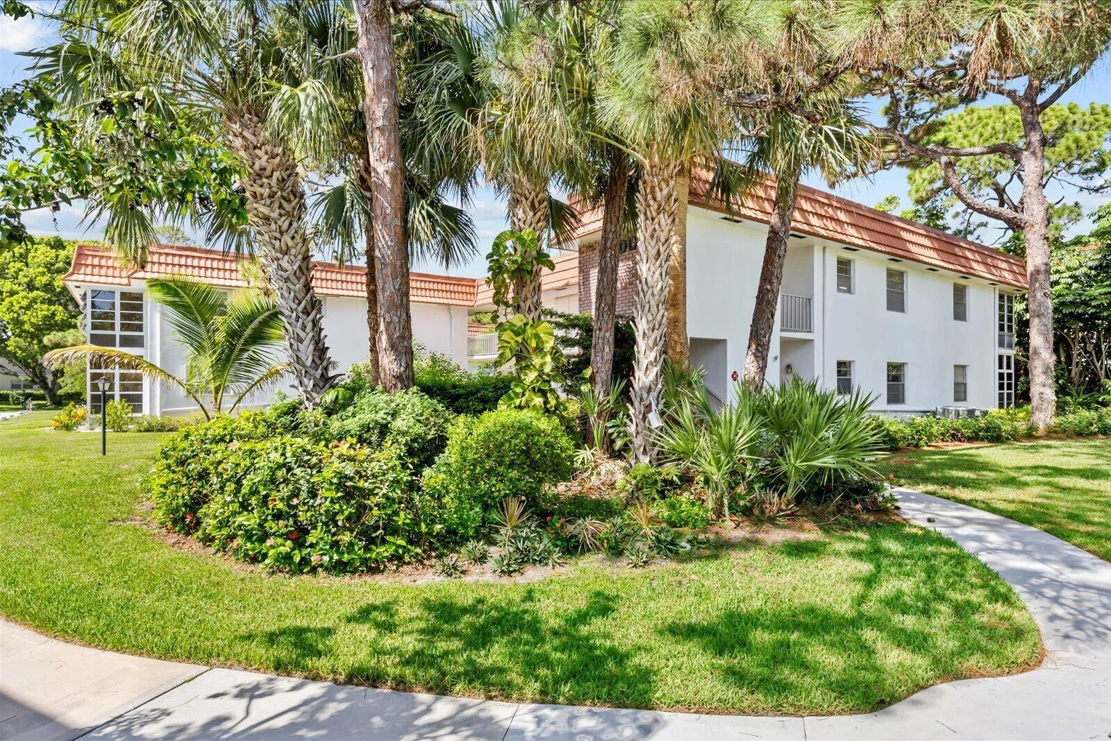 2600 SE OCEAN Boulevard # DD-8, Stuart, FL 34996 photo 2