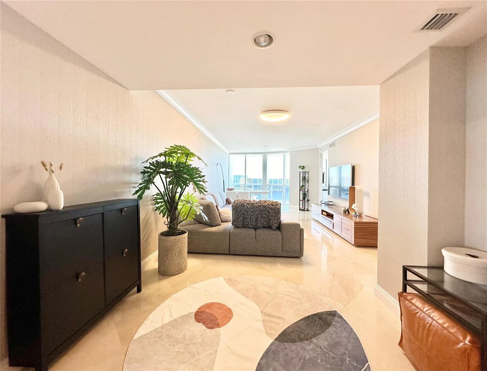 18201 Collins Avenue # 1901, Sunny Isles Beach, FL 33160