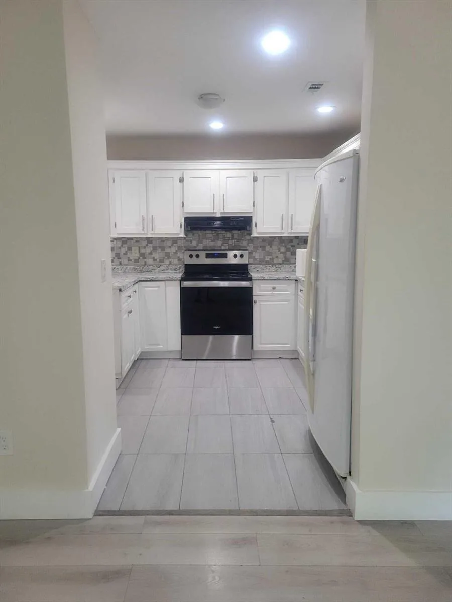 5337 NW 5th Street, Delray Beach, FL 33445 photo 10