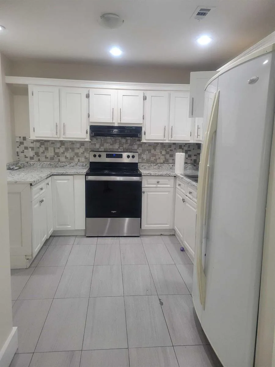 5337 NW 5th Street, Delray Beach, FL 33445 photo 8