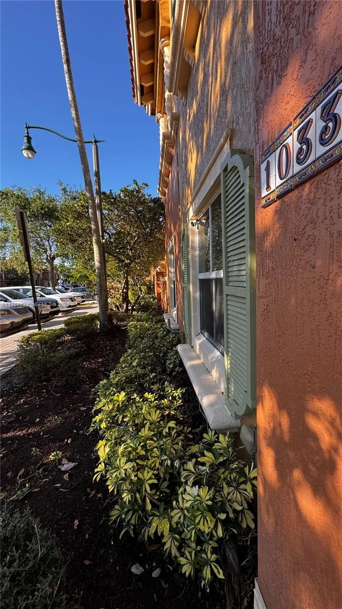 1033 SW 144th Ave # 2705, Pembroke Pines, FL 33027 photo 2