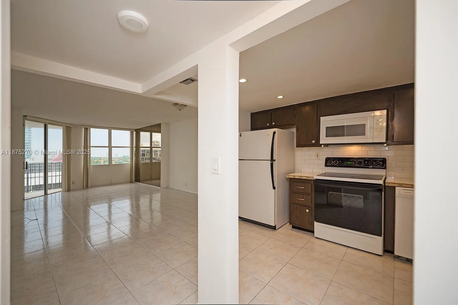 1901 Brickell Ave # B2205, Miami, FL 33129 photo 10