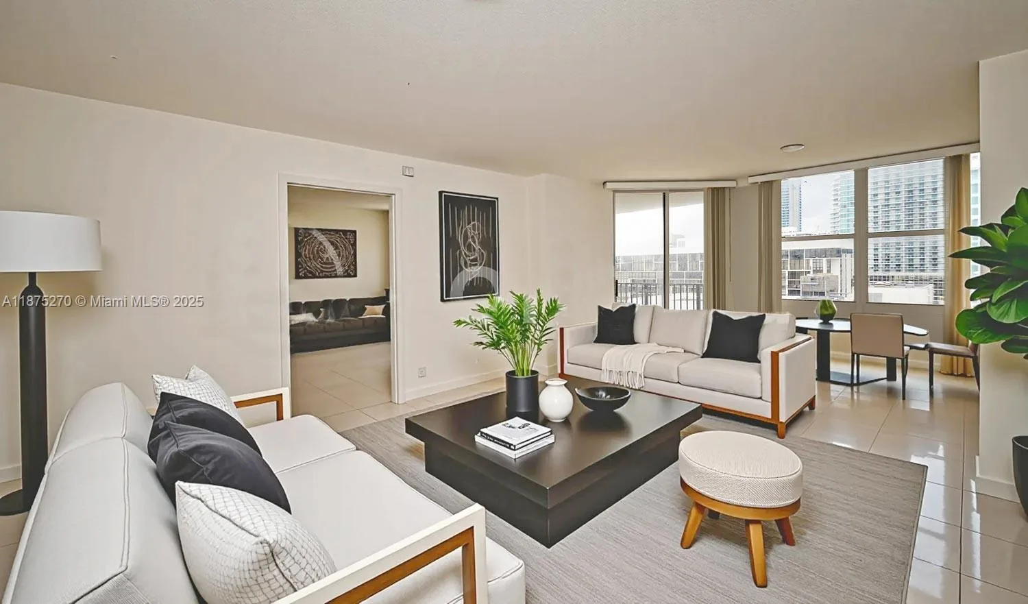 1901 Brickell Ave # B2205, Miami, FL 33129 photo 4