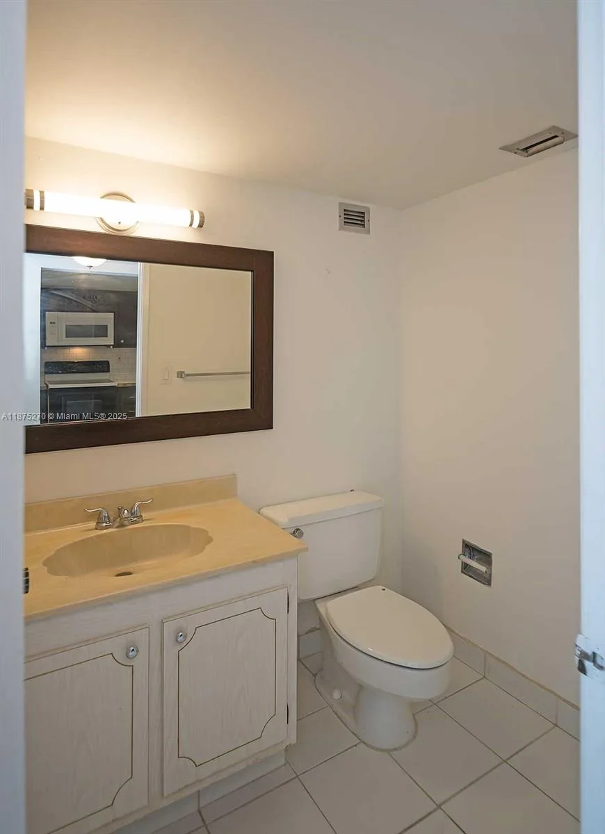 1901 Brickell Ave # B2205, Miami, FL 33129 photo 7
