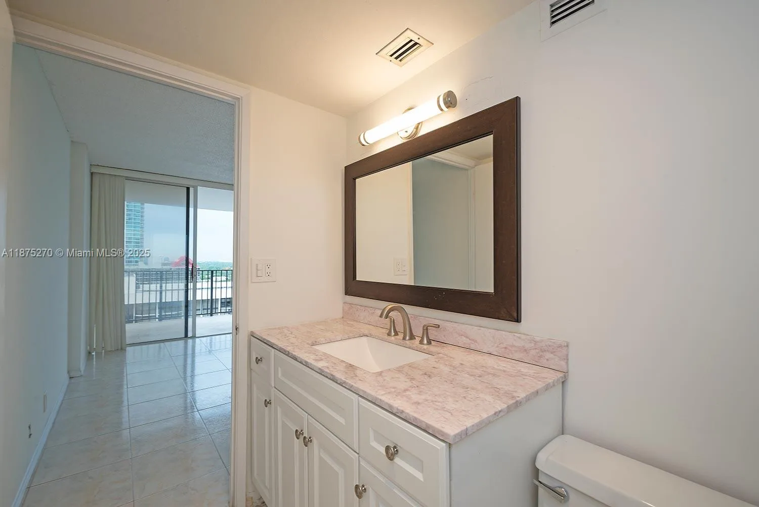 1901 Brickell Ave # B2205, Miami, FL 33129 photo 8