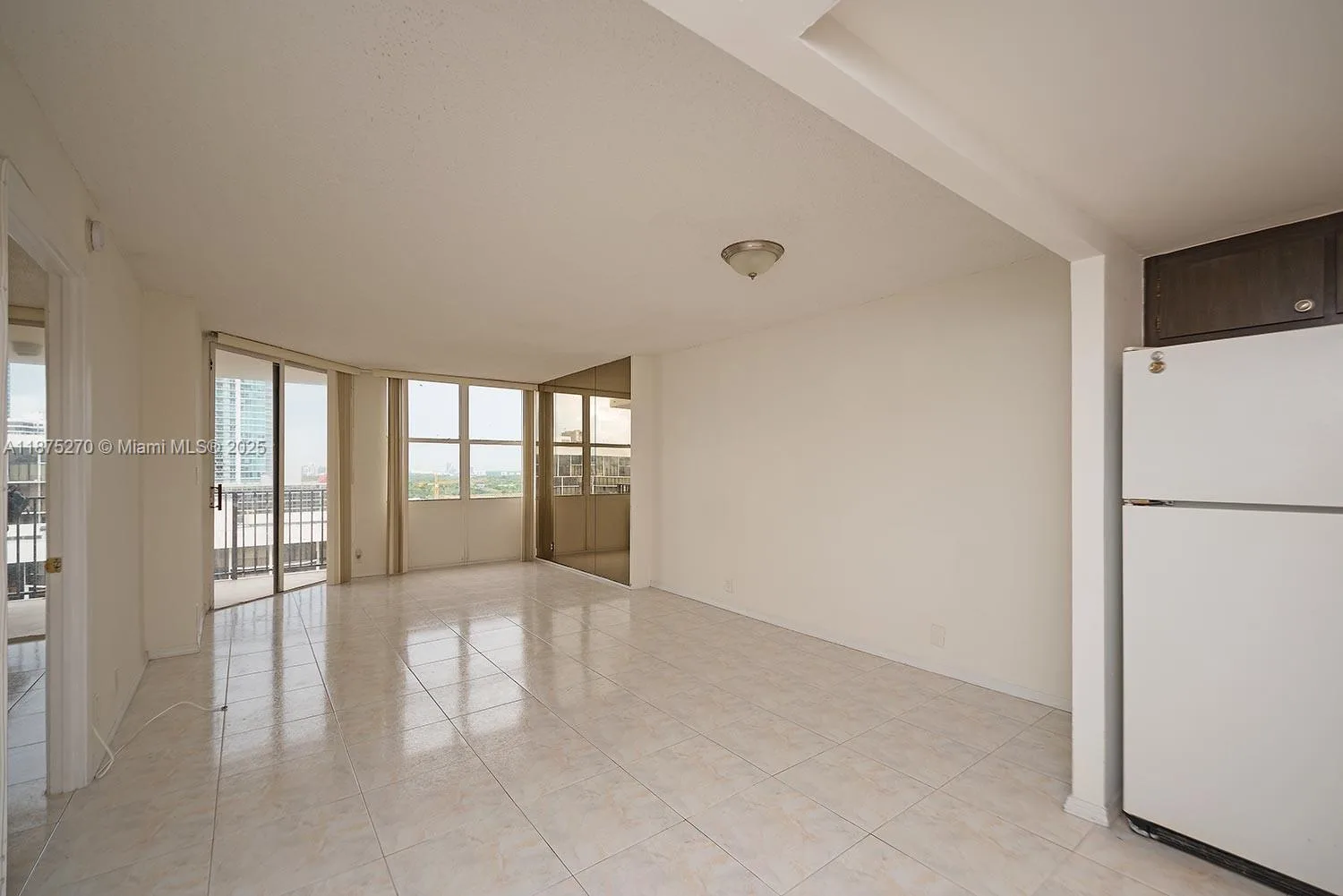1901 Brickell Ave # B2205, Miami, FL 33129 photo 9