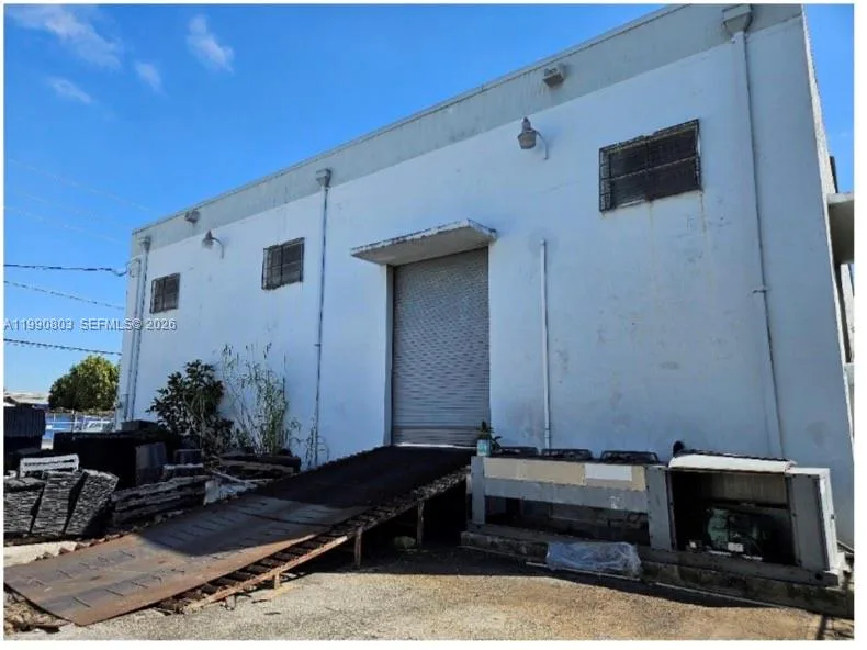 190 W 22nd St, Hialeah, FL 33010 photo 4