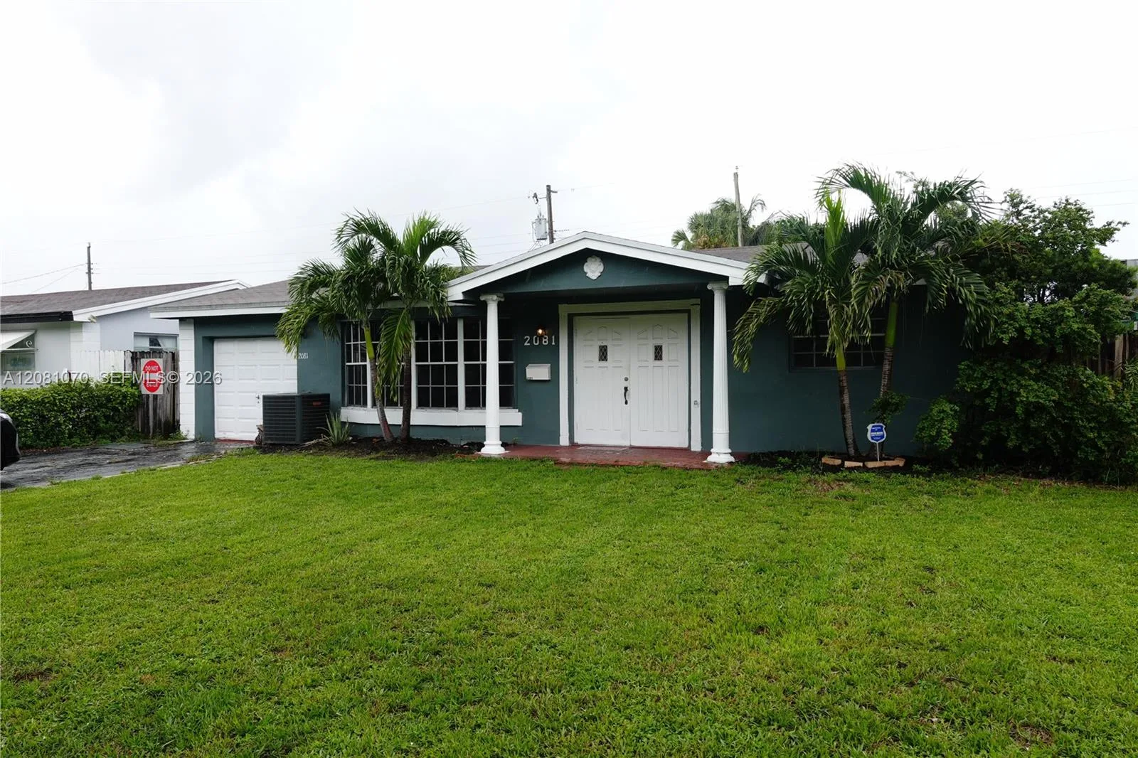2081 Utopia Dr, Miramar, FL 33023