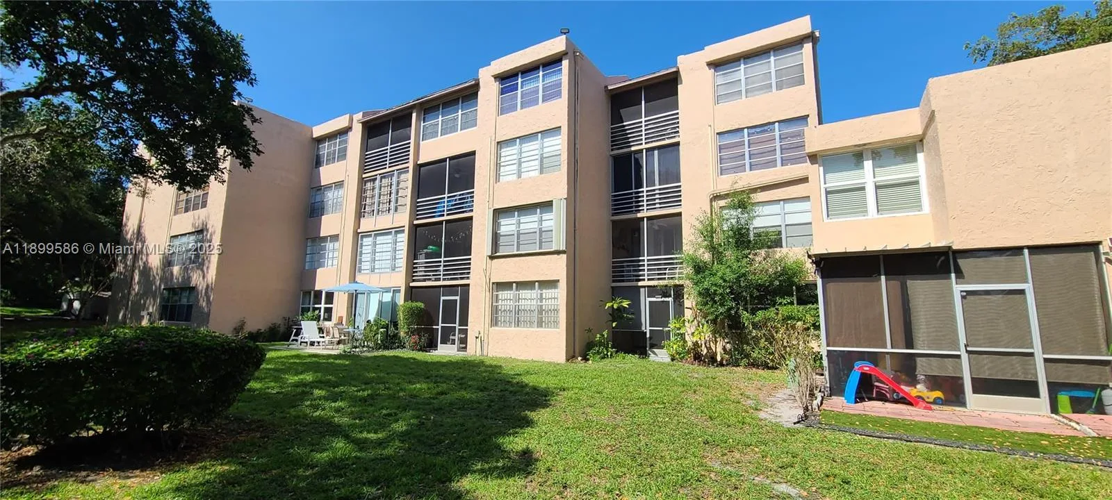 9410 Live Oak Pl # 109, Davie, FL 33324