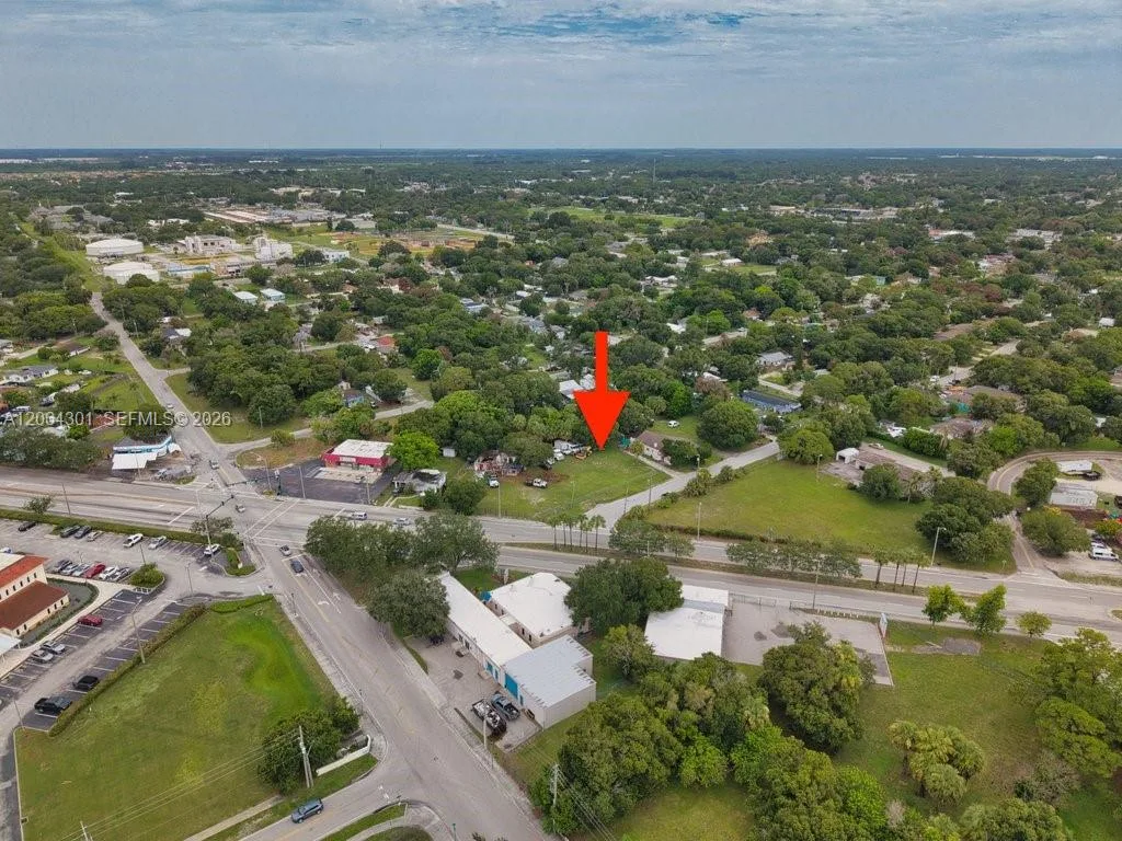 2108 Okeechobee Rd, Fort Pierce, FL 34950 photo 8