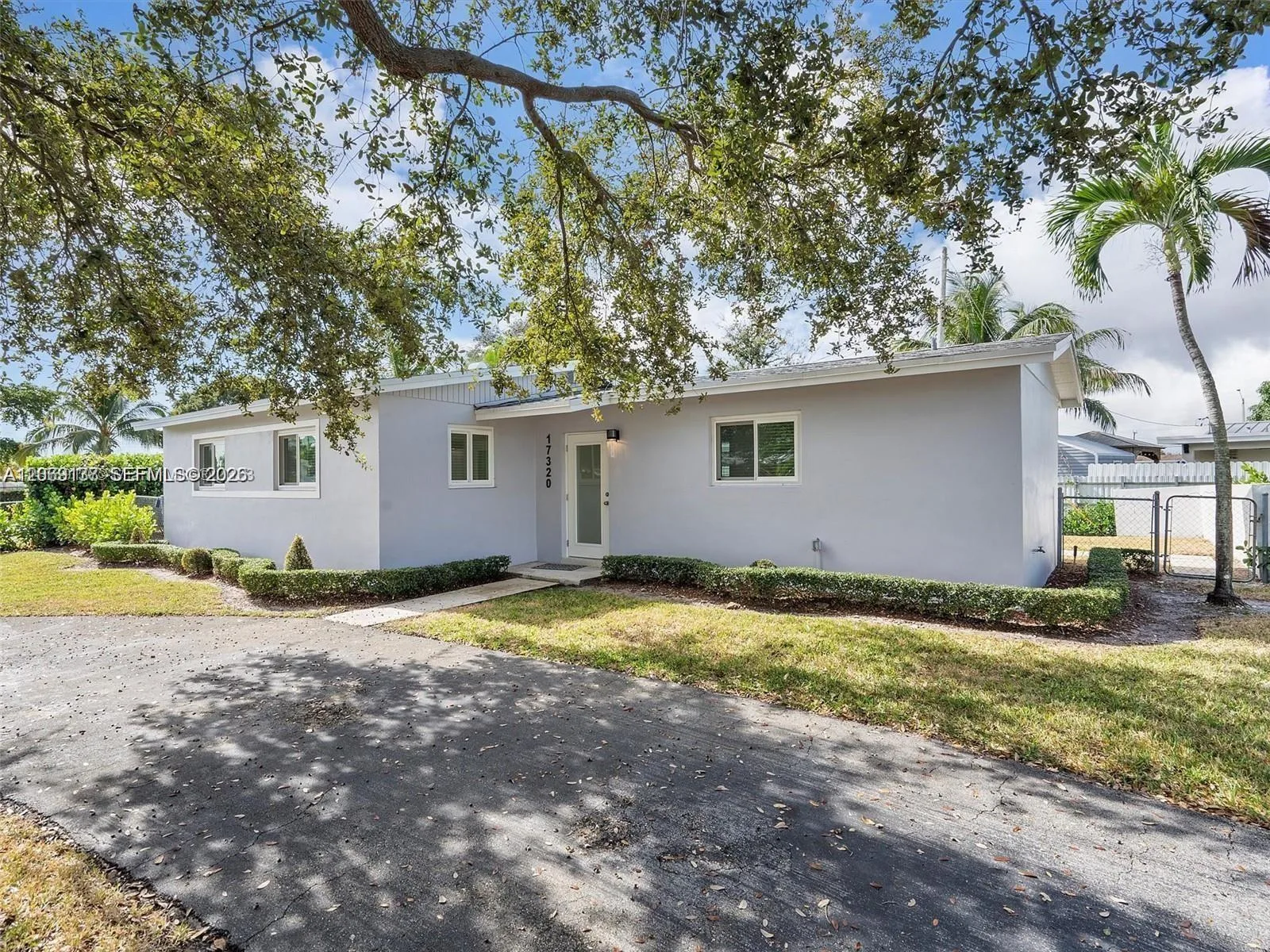 17320 NW 80th Ave, Hialeah, FL 33015 photo 3