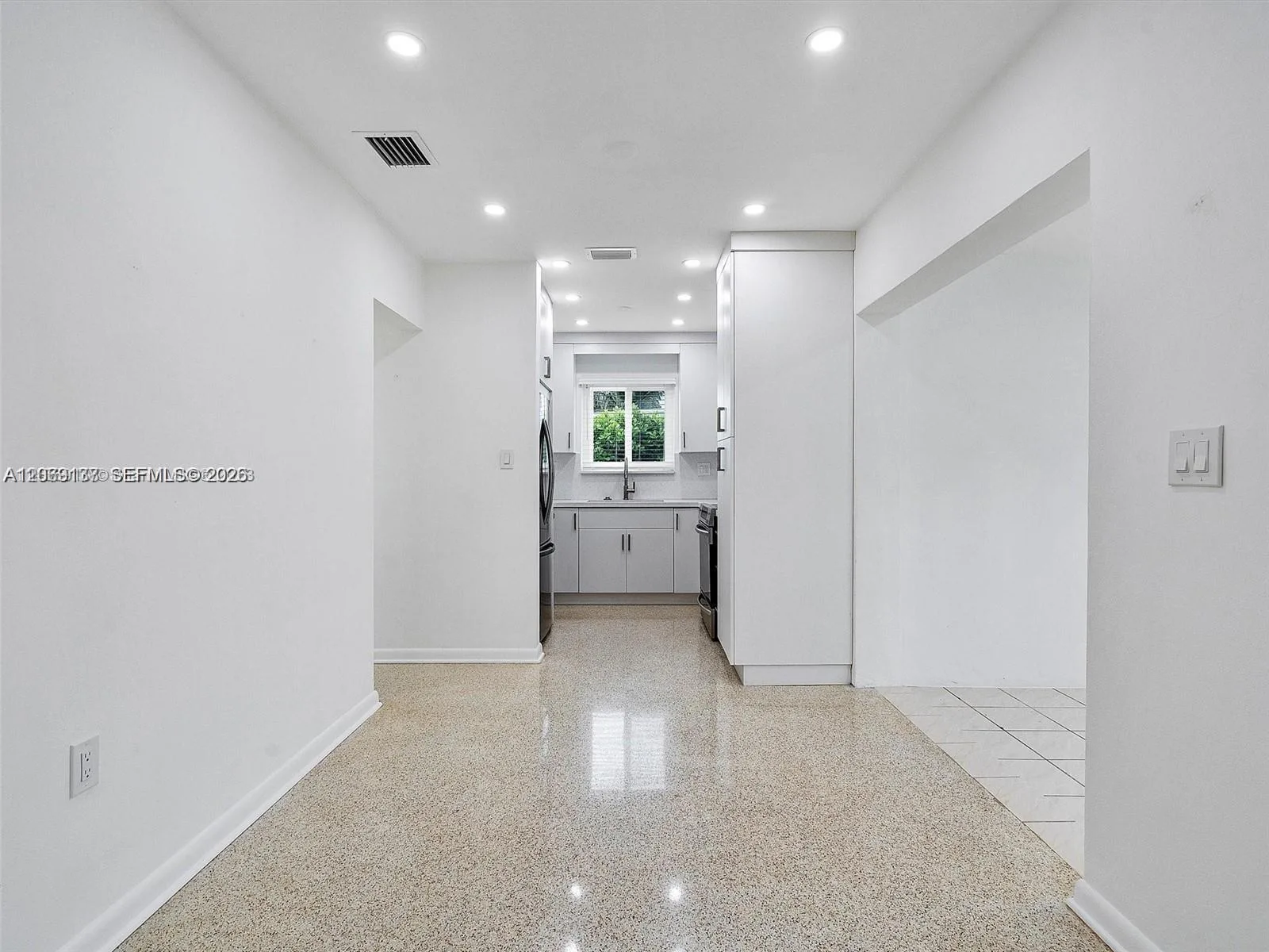 17320 NW 80th Ave, Hialeah, FL 33015 photo 9