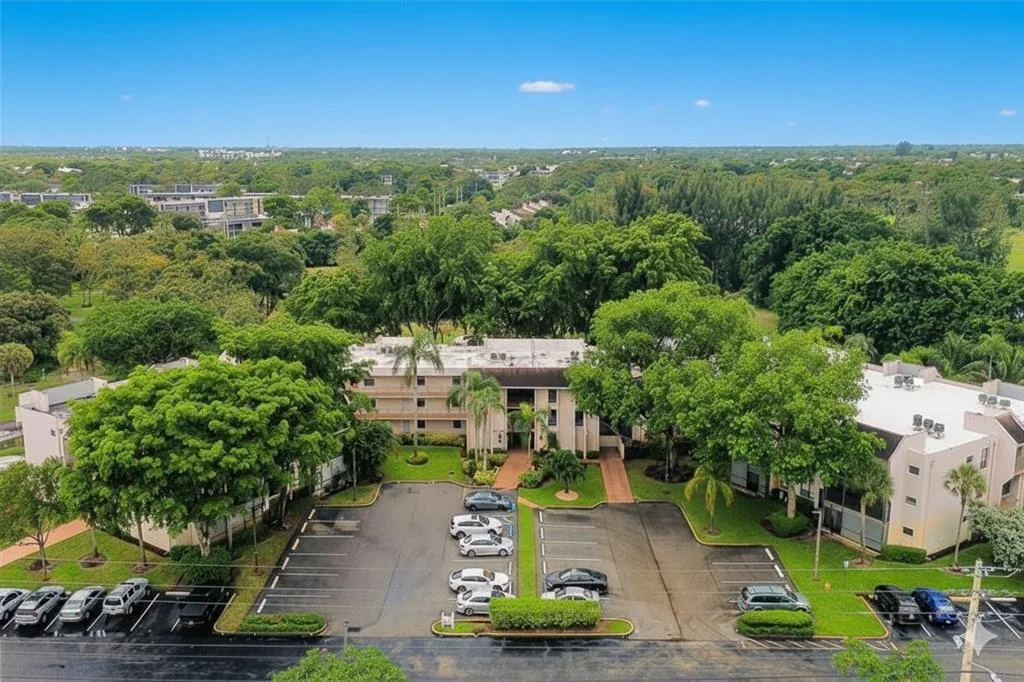 8150 W Mcnab Road # 312, Tamarac, FL 33321