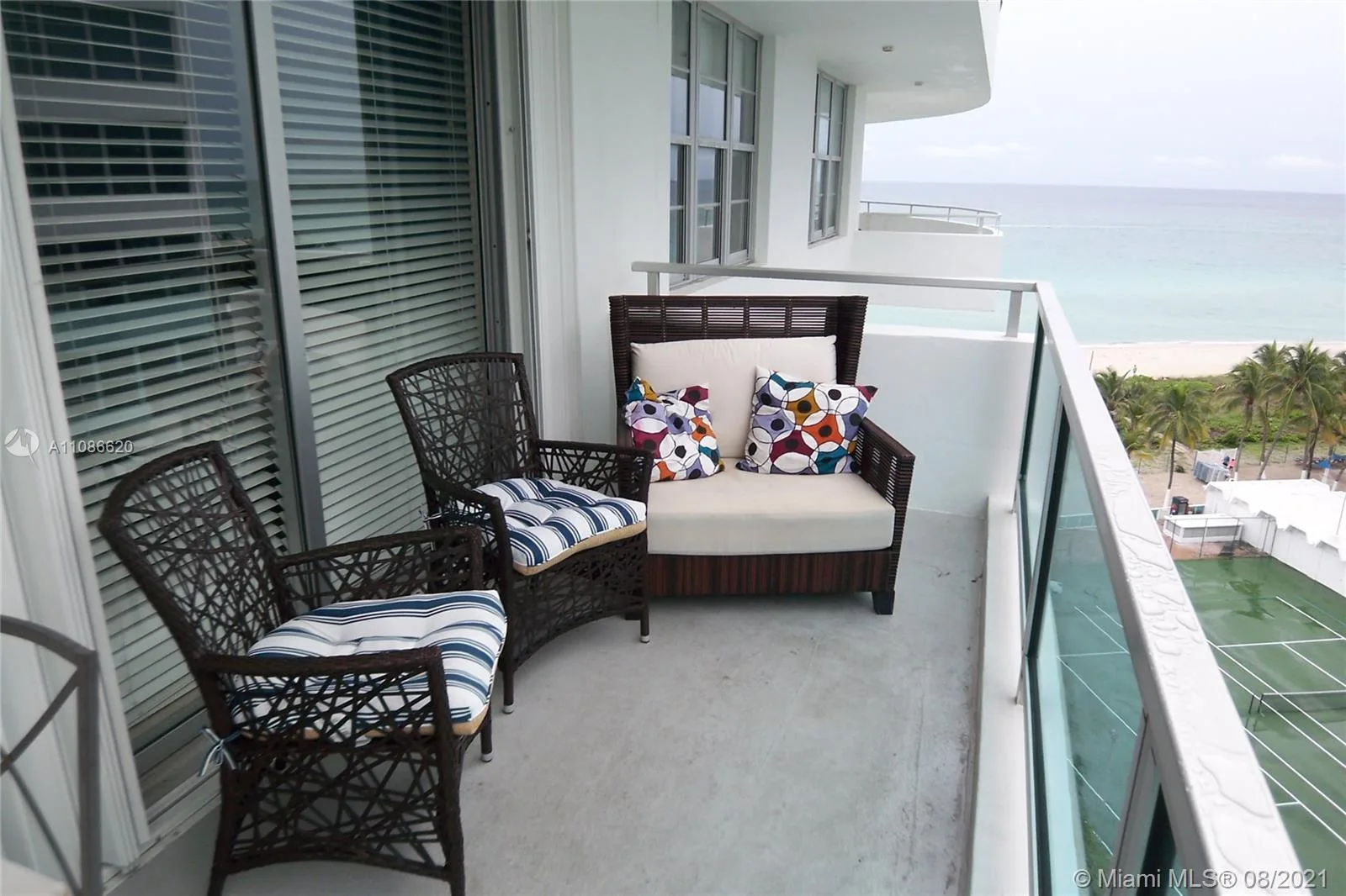 5151 COLLINS AV # 1030, Miami Beach, FL 33140