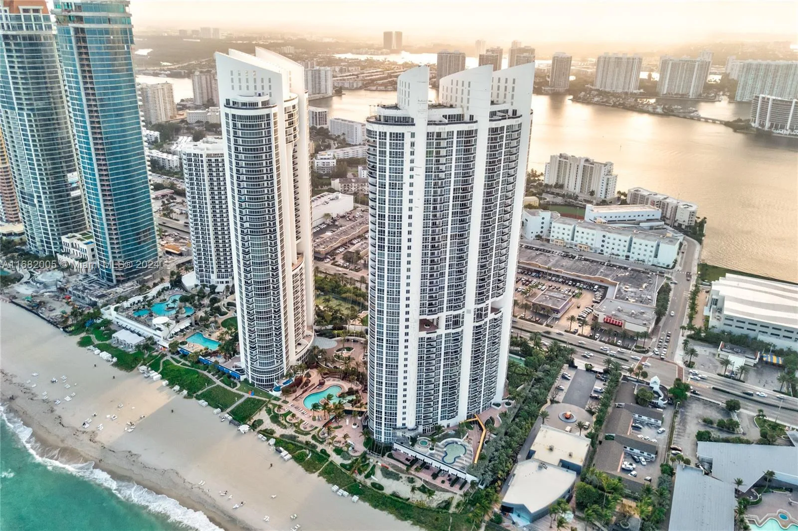 18201 Collins Ave # 1905, Sunny Isles Beach, FL 33160