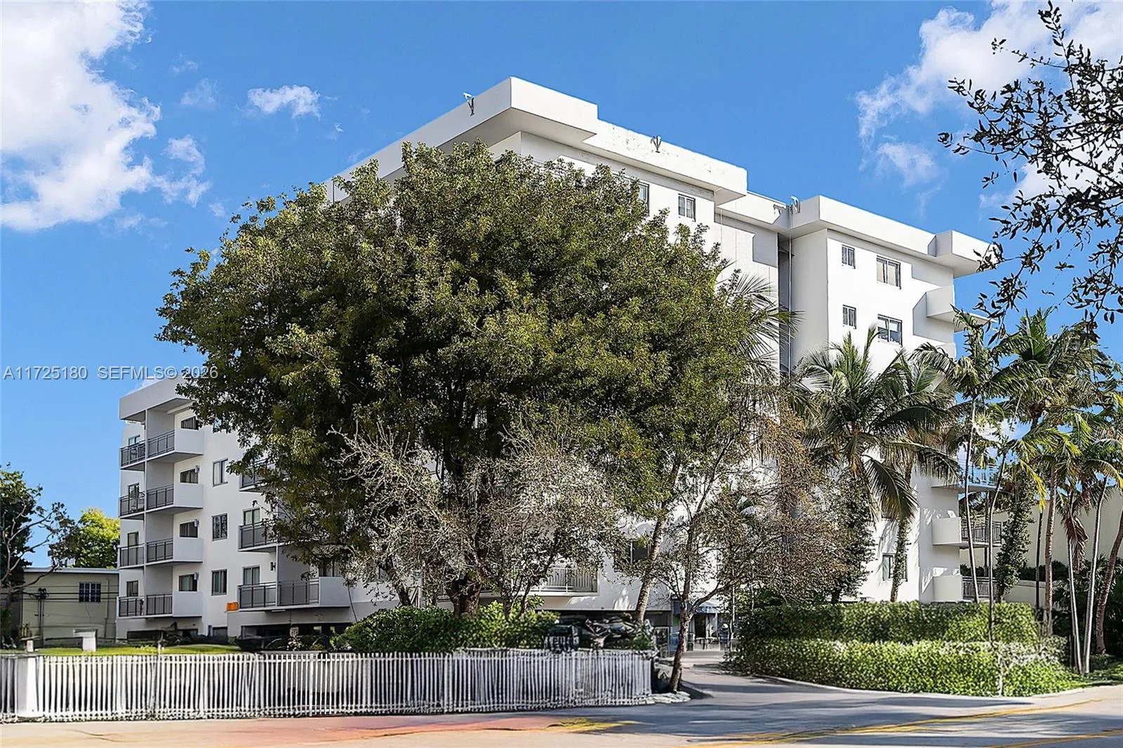 1025 Alton Rd # 602, Miami Beach, FL 33139