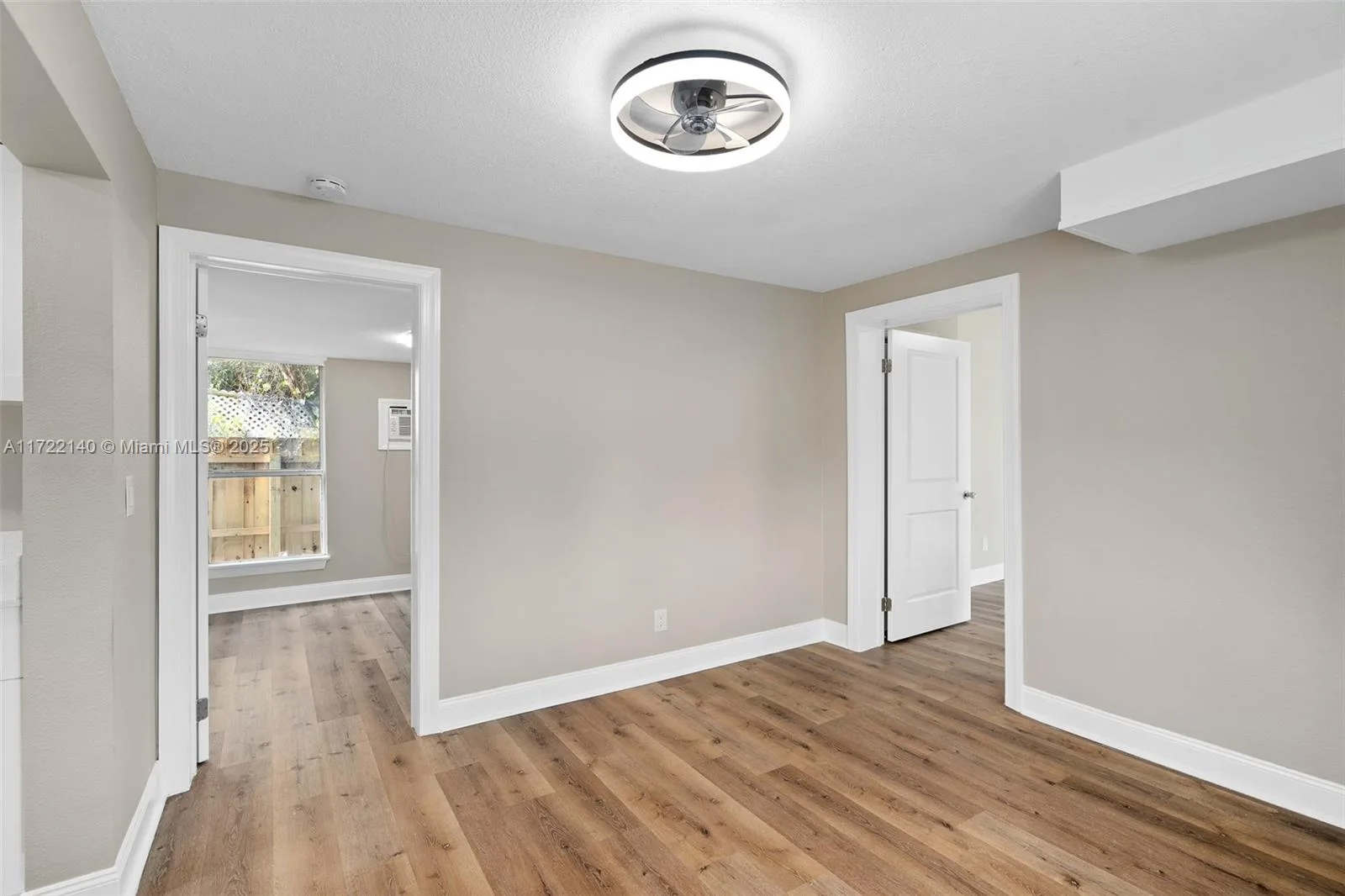 17 S Mary St # 2, Mount Dora, FL 32726