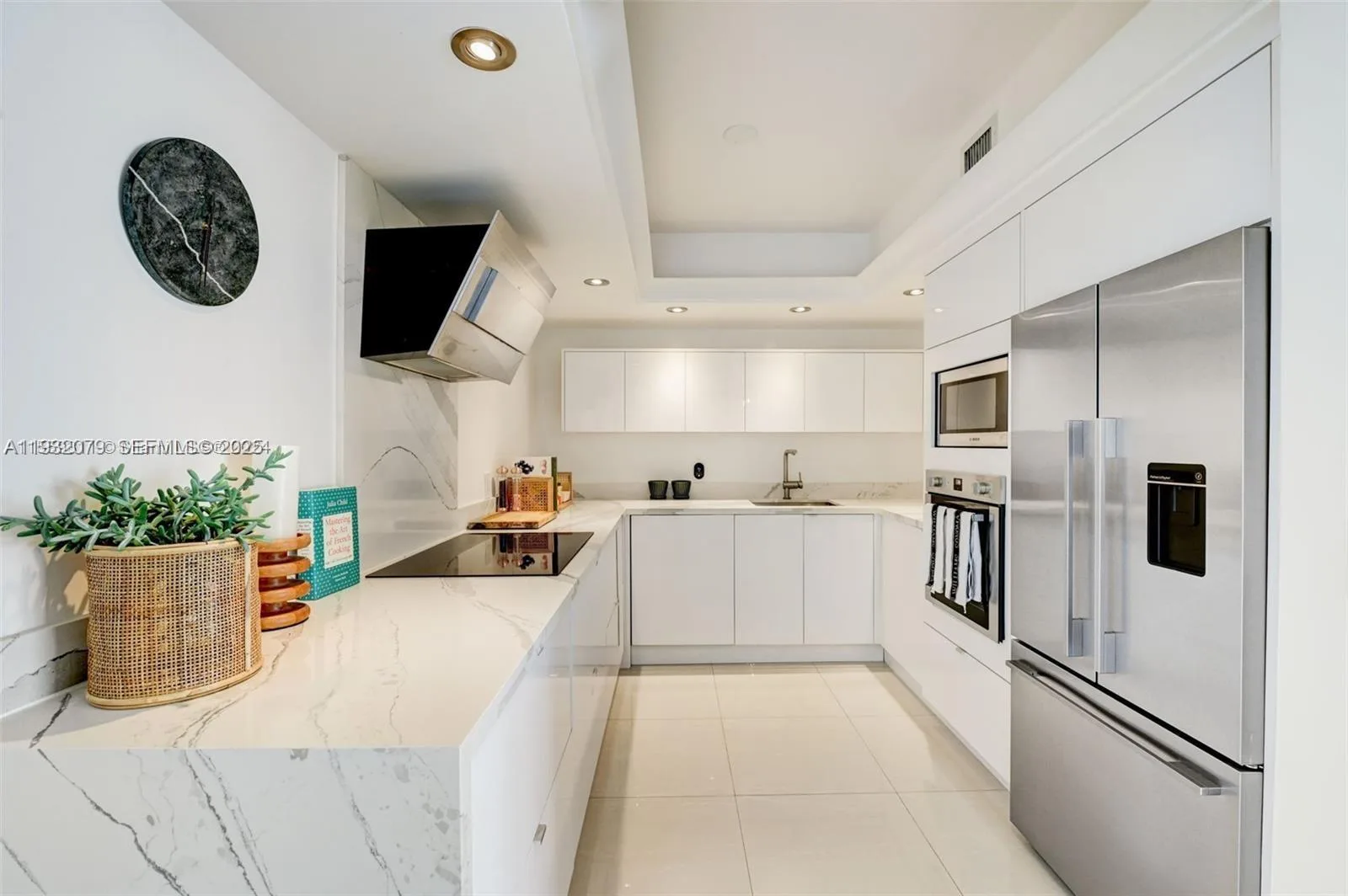 5600 Collins Ave # 9M, Miami Beach, FL 33140 photo 9