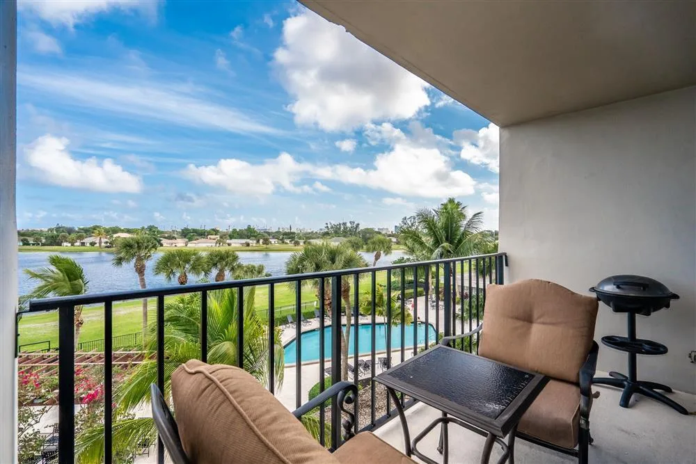 1830 Embassy Drive # 409, West Palm Beach, FL 33401 photo 11