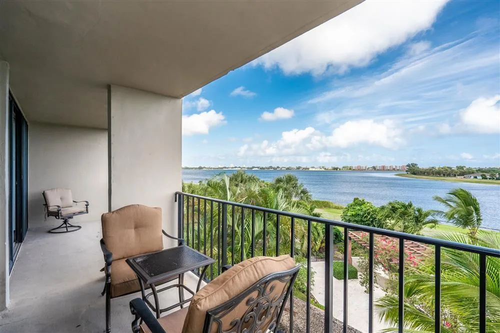 1830 Embassy Drive # 409, West Palm Beach, FL 33401 photo 12