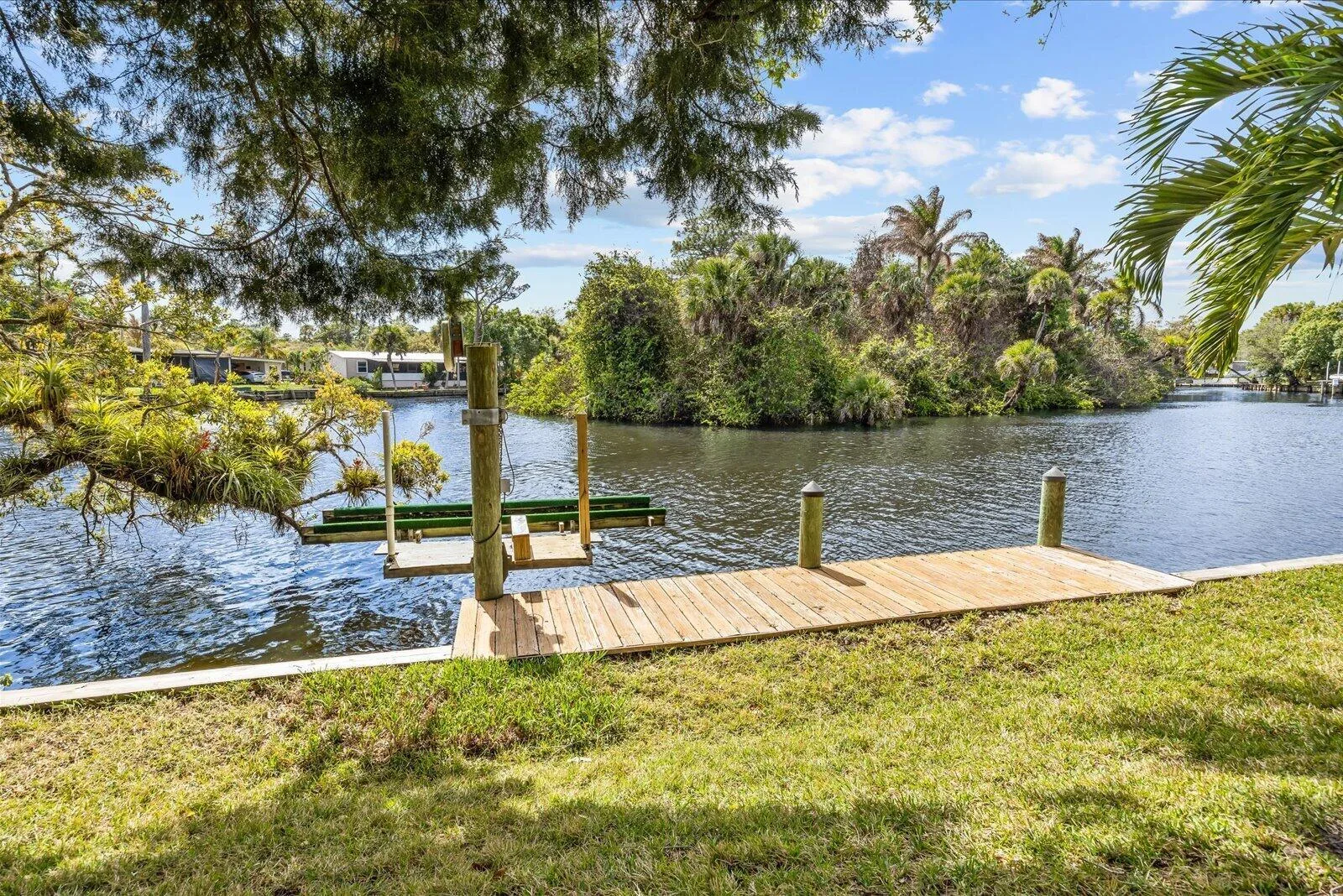 7918 SE Paradise Court, Stuart, FL 34997 photo 4