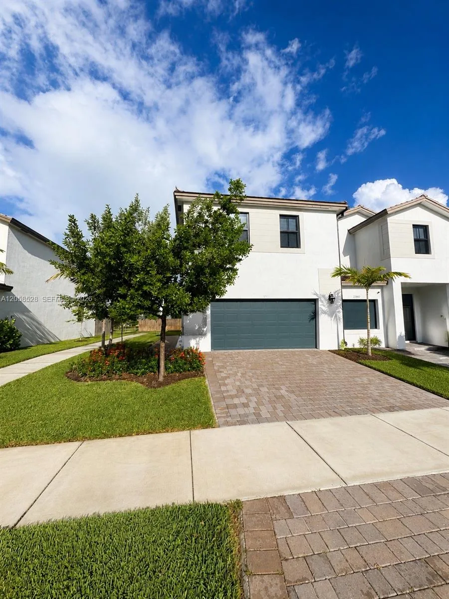 23068 SW 129th Pl, Miami, FL 33170