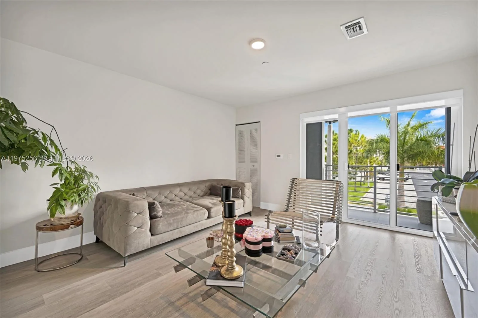 2535 NE 193rd St # 3209, Miami, FL 33180