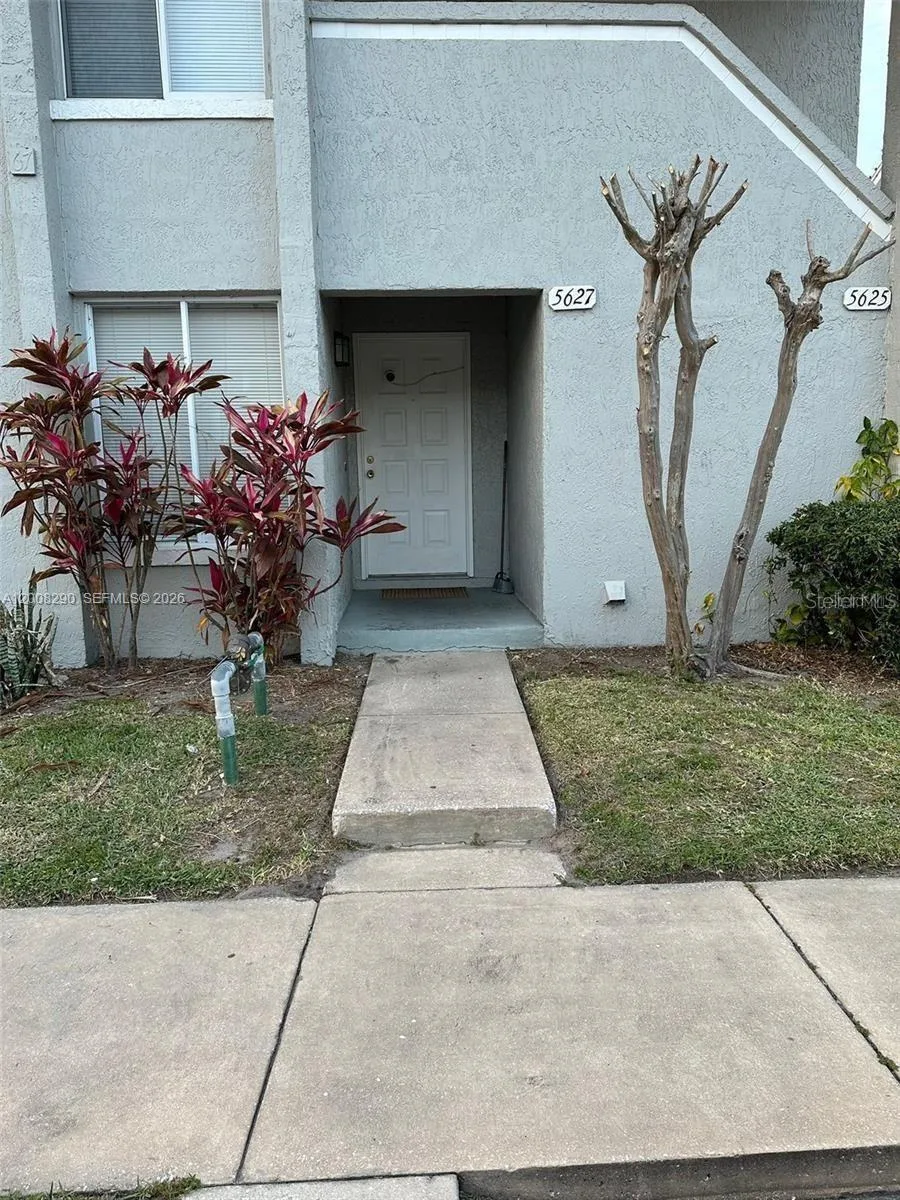 5627 Blue Shadows Court # 3, Orlando, FL 32811