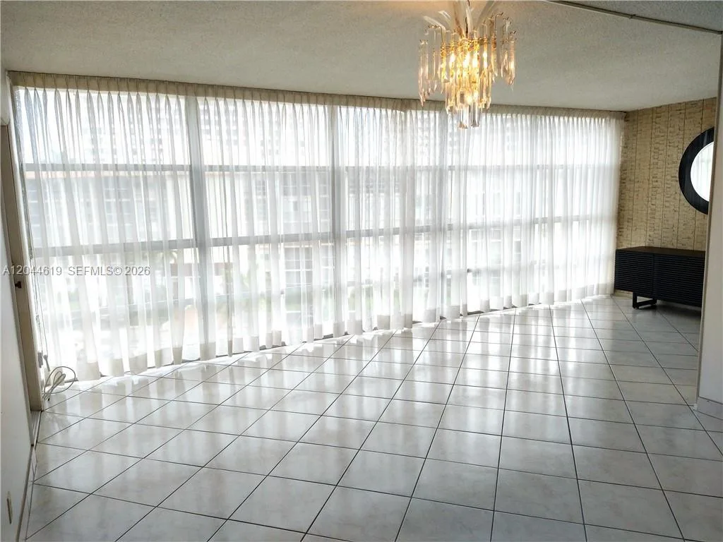 601 Three Islands Blvd # 517, Hallandale Beach, FL 33009 photo 11