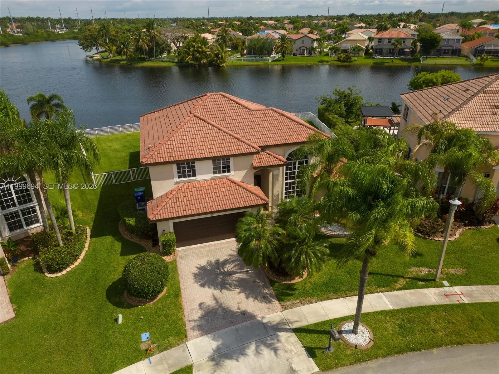 18281 SW 22nd St, Miramar, FL 33029 photo 2