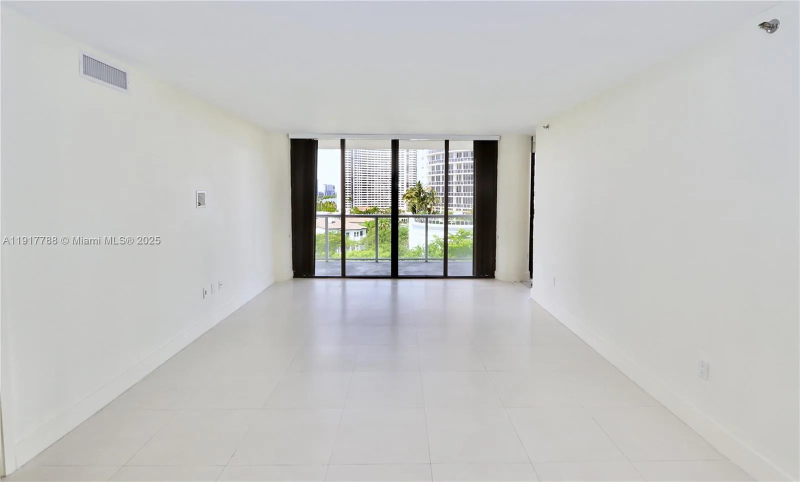 4000 ISLAND BL # 1003, Aventura, FL 33160 photo 13