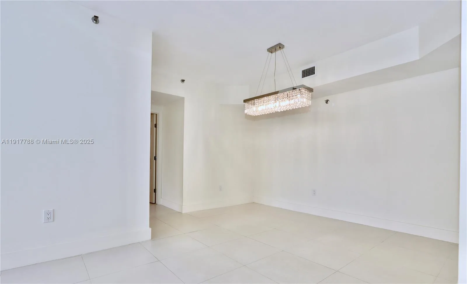 4000 ISLAND BL # 1003, Aventura, FL 33160 photo 3