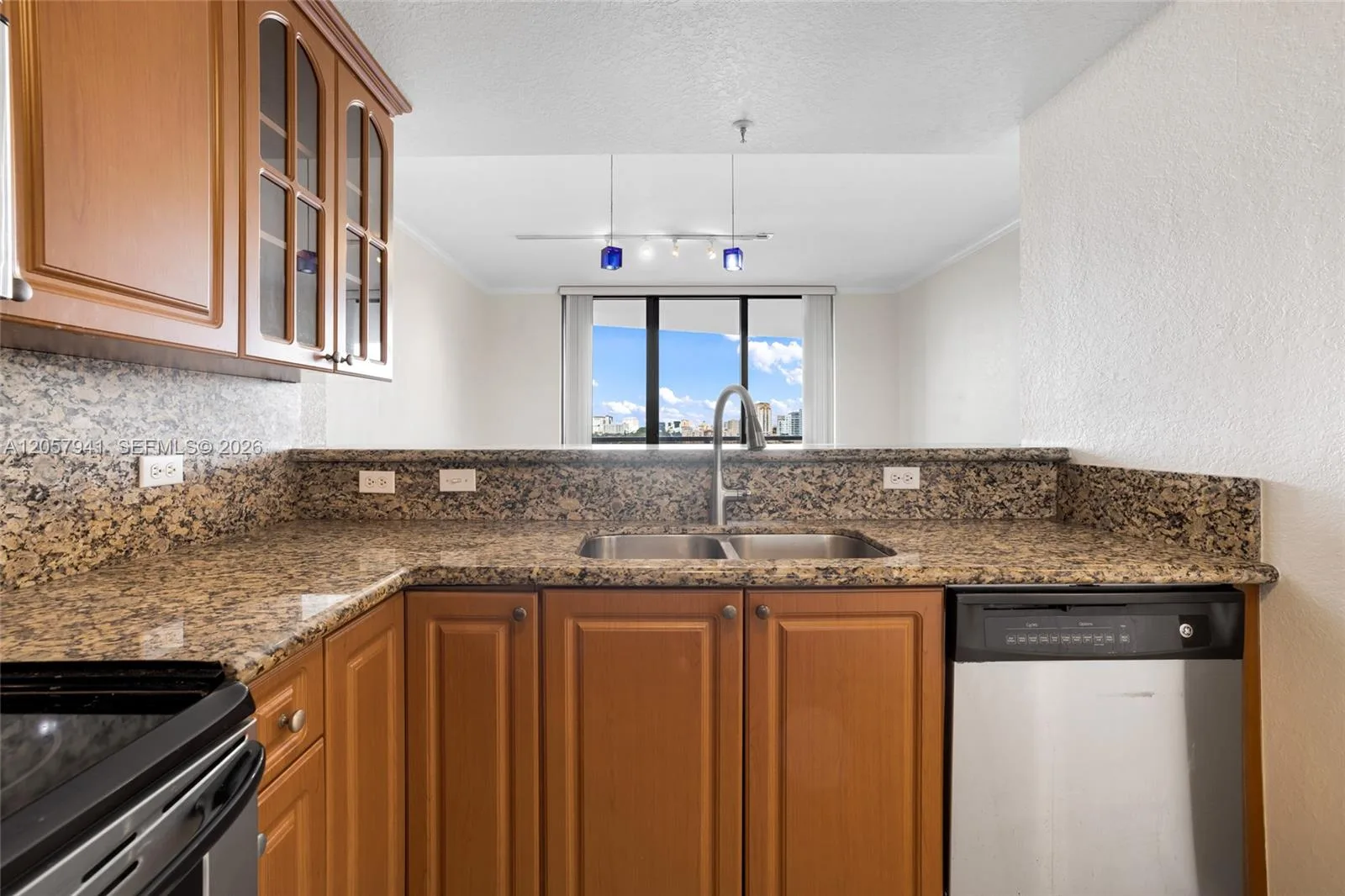 2301 SW 27th Ave # 1102, Miami, FL 33145 photo 10