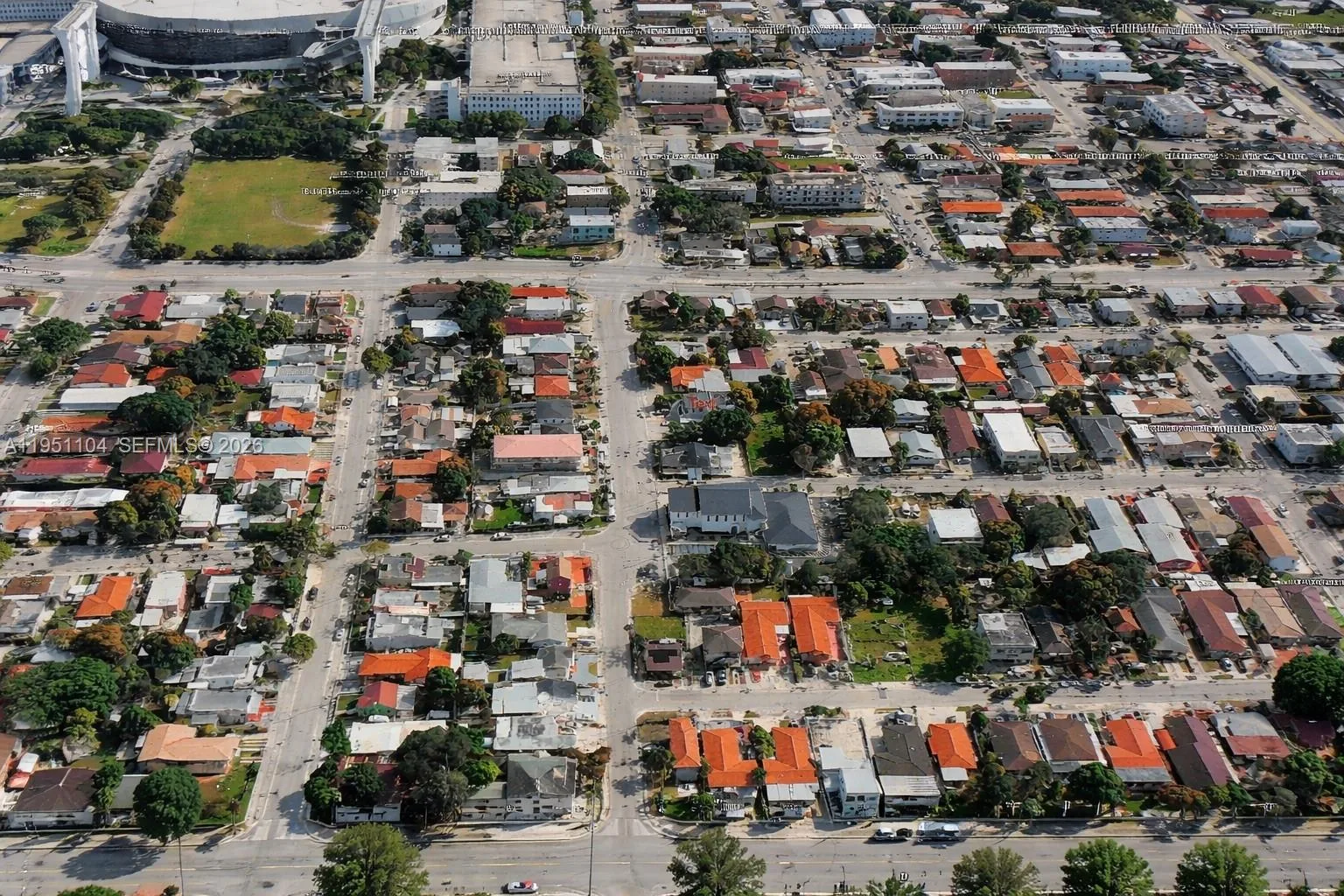 161 NW 18th Ave, Miami, FL 33125 photo 3