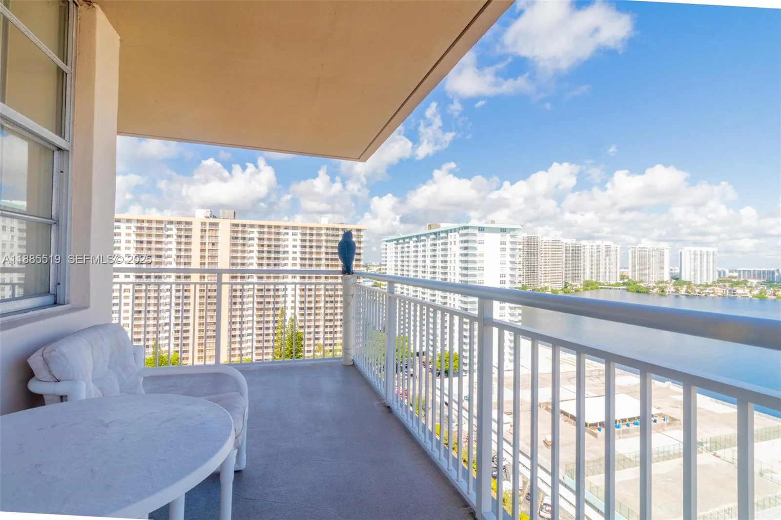 250 174th St # 1816, Sunny Isles Beach, FL 33160 photo 2