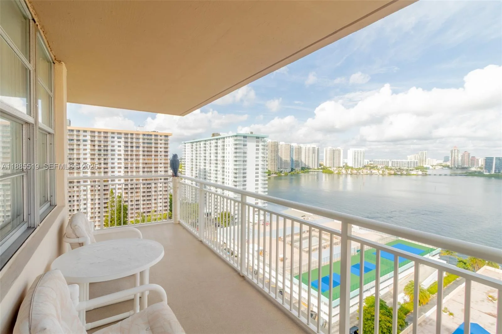 250 174th St # 1816, Sunny Isles Beach, FL 33160 photo 5