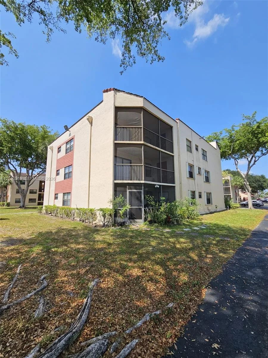 3252 Foxcroft Rd # 216, Miramar, FL 33025 photo 13