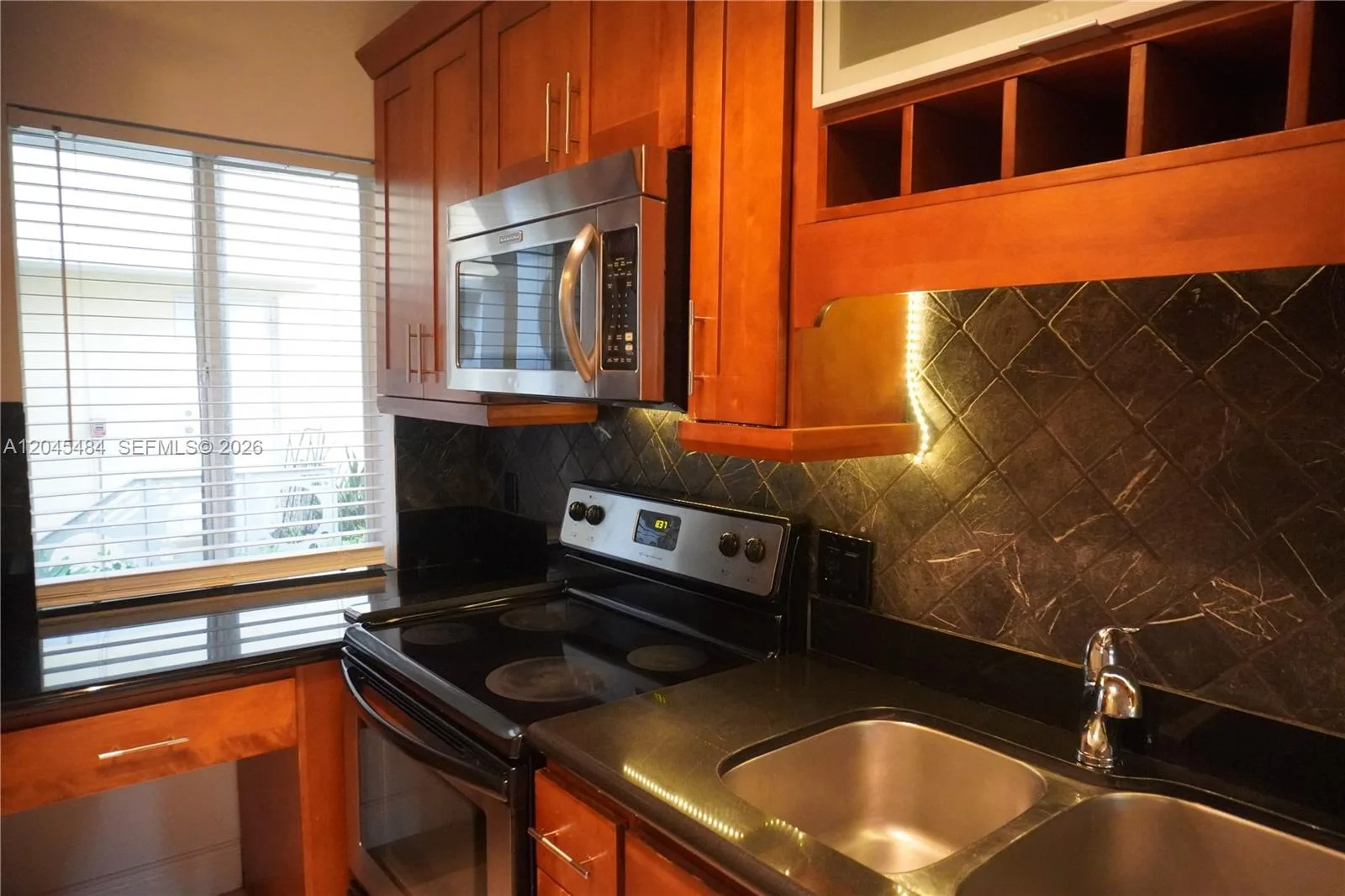 2880 Pine Tree Dr # 2, Miami Beach, FL 33140 photo 2