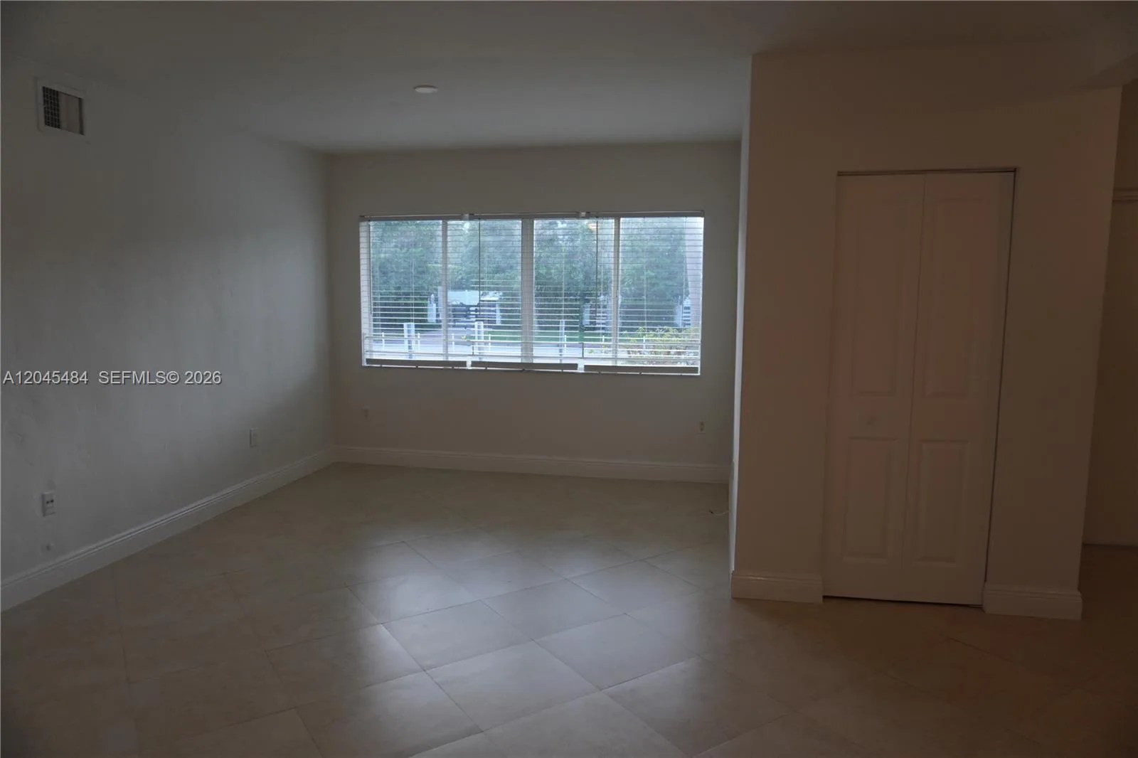 2880 Pine Tree Dr # 2, Miami Beach, FL 33140 photo 5